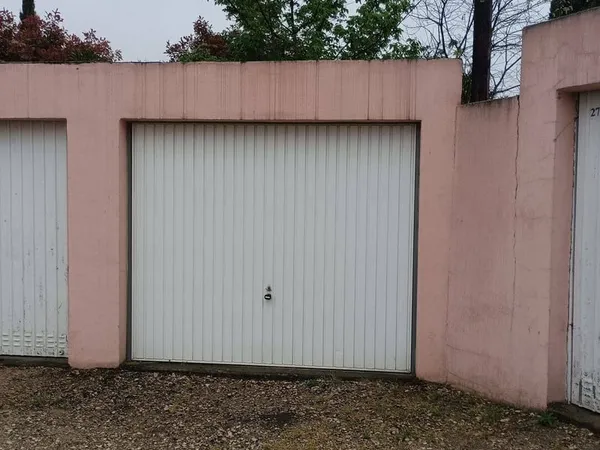 Parking 15 m²