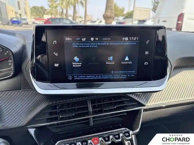 Peugeot 2008 puretech 100 s&amp;s bvm6 — photo 16