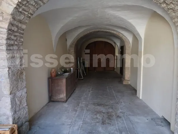 Maison - 10 pièce(s) - 300 m2