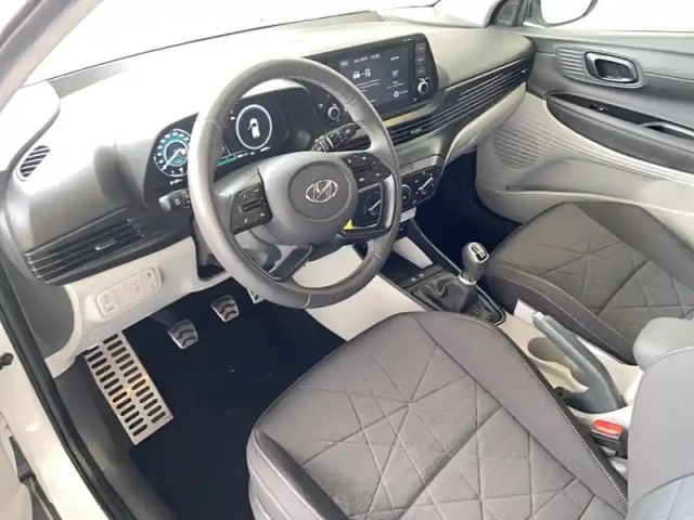 Hyundai Bayon 1.0 t-gdi 100 hybrid 48v — photo 11