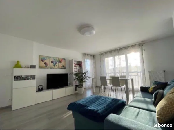 Appartement T3 BBC 66m2 Dernier Étage Gare Franconville RER C Ligne H