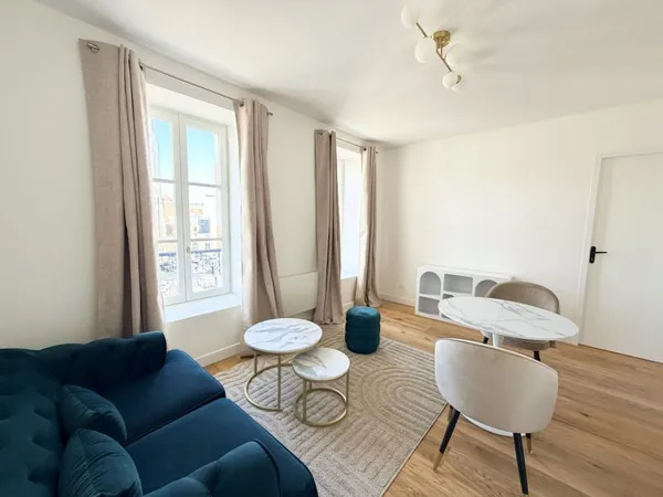 Loue appartement meublé