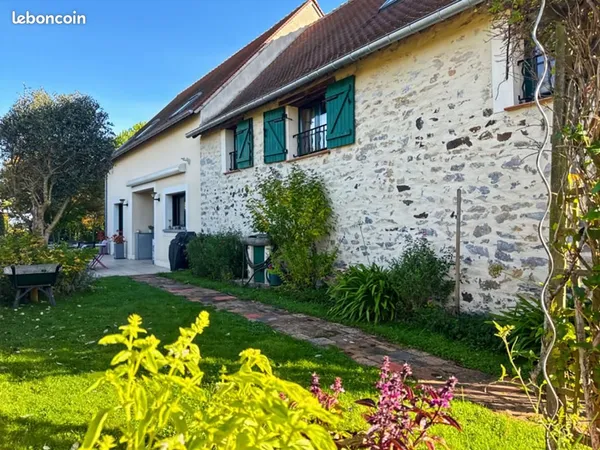 Maison 8 pièces 179 m²