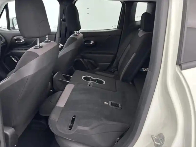 Jeep Renegade 1.3 turbo t4 190ch 4xe limited at6 — photo 28