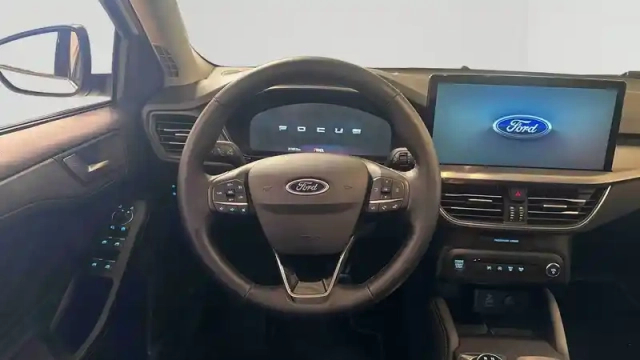 Ford Focus 1.5 ecoblue 115 powershift — photo 16