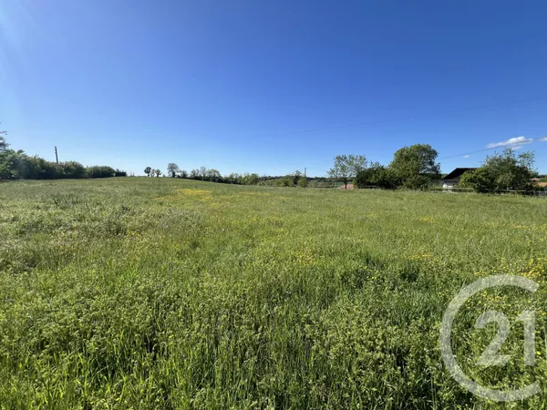 Terrain 1400 m²