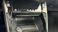Peugeot 208 1.2 Hybrid 100ch Allure e-DCS6 — photo 30