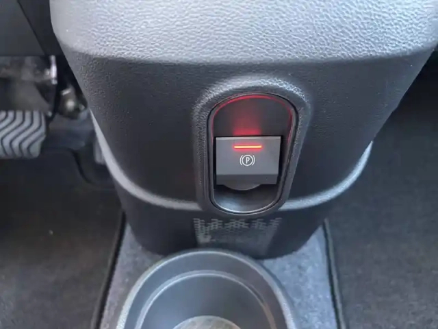 Renault Twingo e-tech electrique 80 ch autonomie urbaine — photo 19