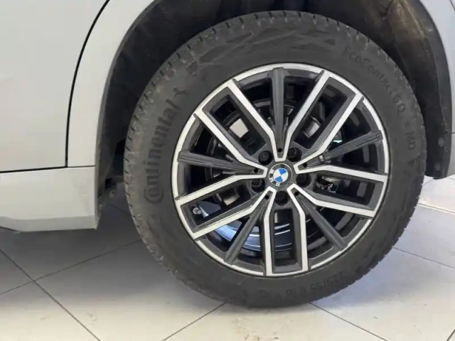 Bmw X1 xdrive 23d 211ch dkg7 — photo 9