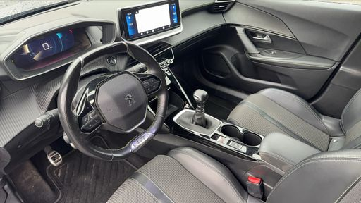 Peugeot 2008 1.2 PureTech 130 - GT Line – 2020 – 117500 km – Essence – Boîte Manuelle — photo 14