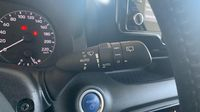 Toyota Yaris 116h Dynamic 5p MY22 — photo 24