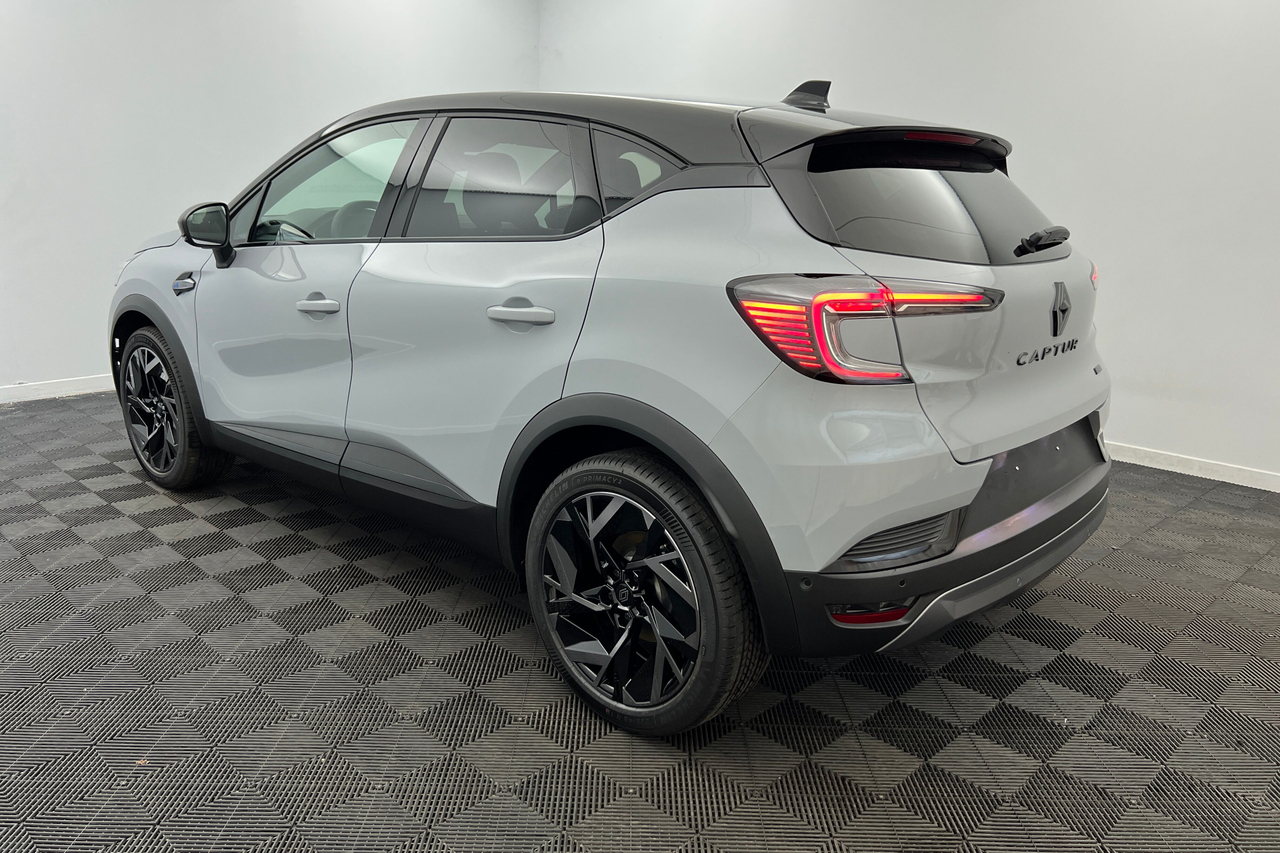 RENAULT Captur E-Tech full hybrid 160 ch — photo 4