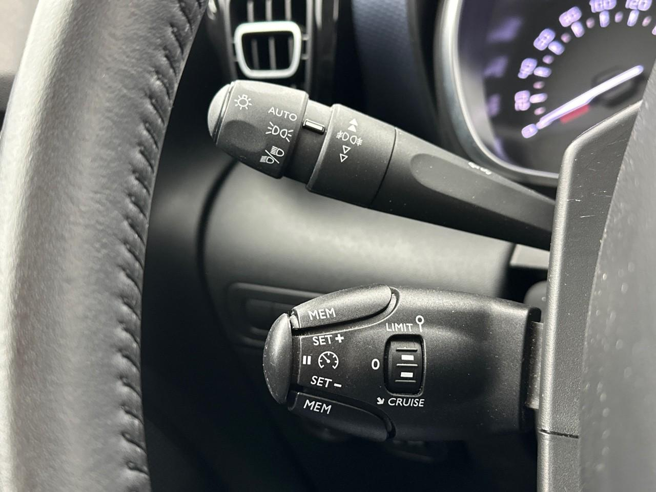 Citroën C3 Aircross puretech 110 s&s bvm6 rip curl — photo 21