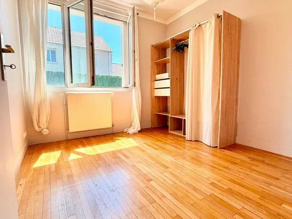 Maison 7 pièces 150 m²