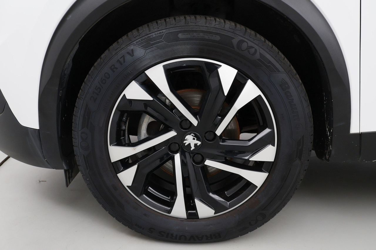 Peugeot 2008 — photo 10