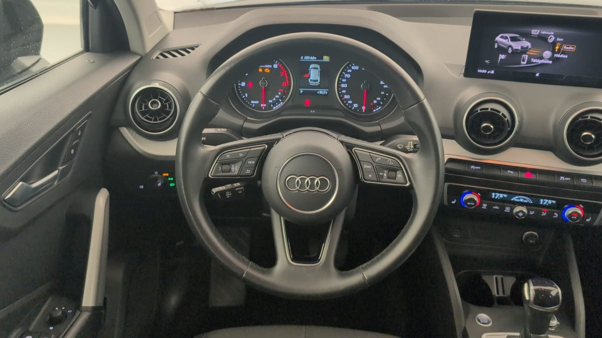 Audi Q2 — photo 14