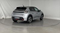 Peugeot 208 e-208 136ch GT — photo 5