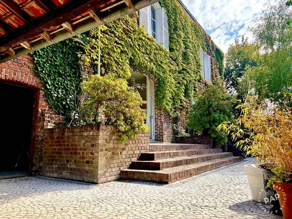 Maison 9 pièces 350 m²