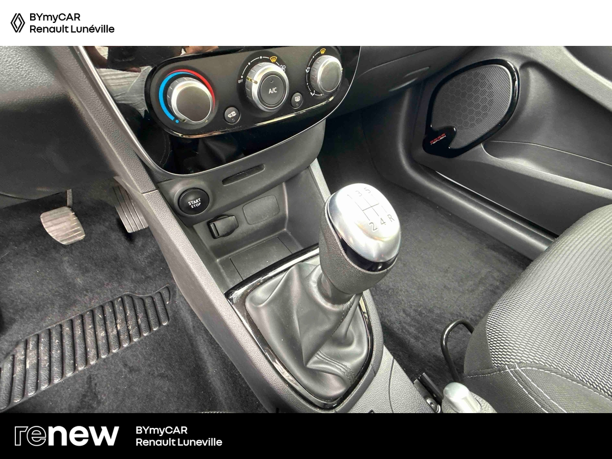 Renault Clio TCe 90 - 19 — photo 22