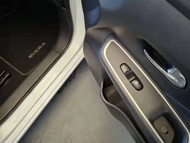 Nissan Micra ig-t 92 — photo 15