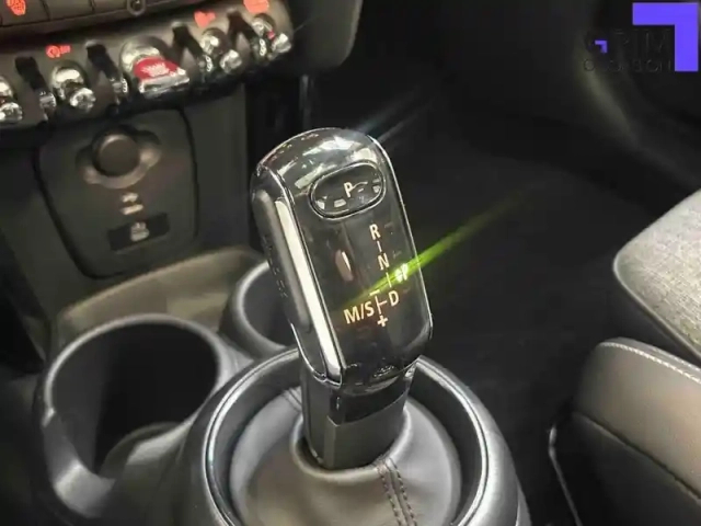 Mini Mini hatch 5 portes cooper 136 ch dkg7 — photo 10