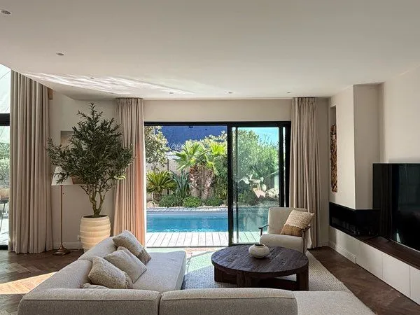 Locmariaquer - Maison contemporaine 196 m² avec piscine, 5 chambres