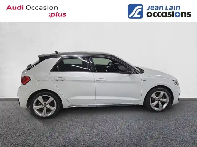 Audi A1 sportback 30 tfsi 110 ch s tronic 7 — photo 4