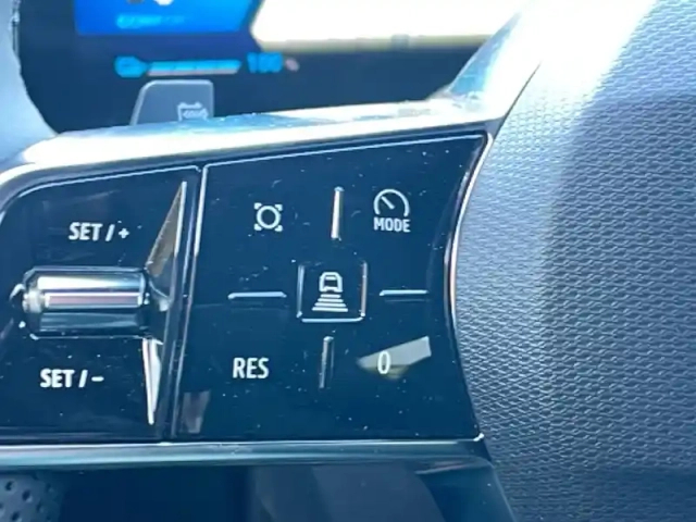 Renault Megane e-tech 220 ch autonomie confort gsr2 — photo 20