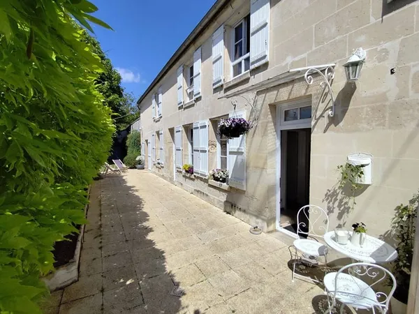 Maison 8 pièces 168 m²