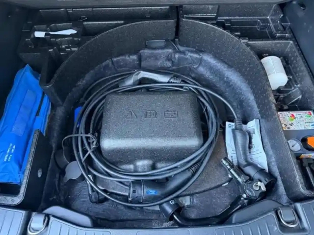 Ford Kuga 2.5 duratec 225ch phev st-line bva — photo 28