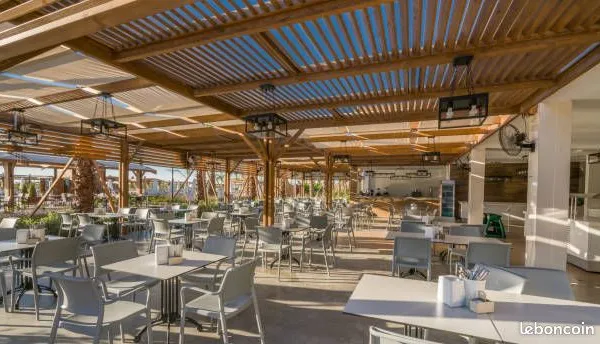 Fonds de commerce restaurant 521 m²