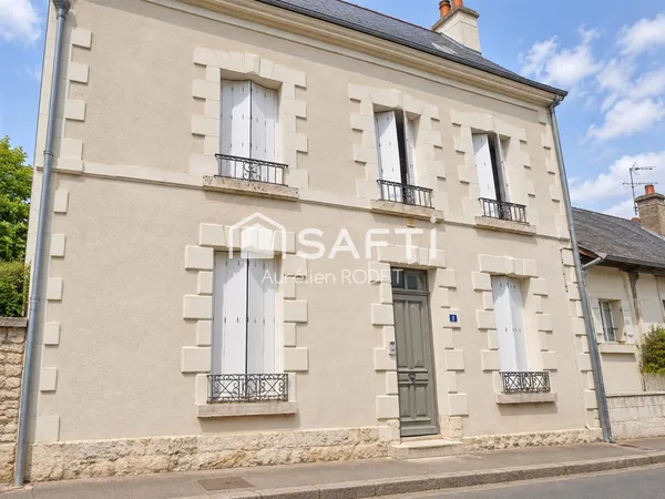 Maison familiale avec piscine et beau jardin