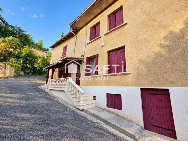Maison de village à vendre à St Aquilin