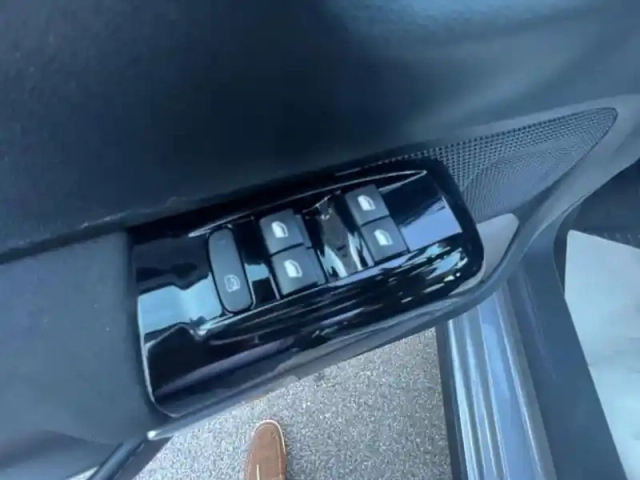 Citroën C3 1.2 puretech 110ch s&amp;s max — photo 12