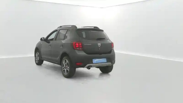 Dacia Sandero tce 90 — photo 12