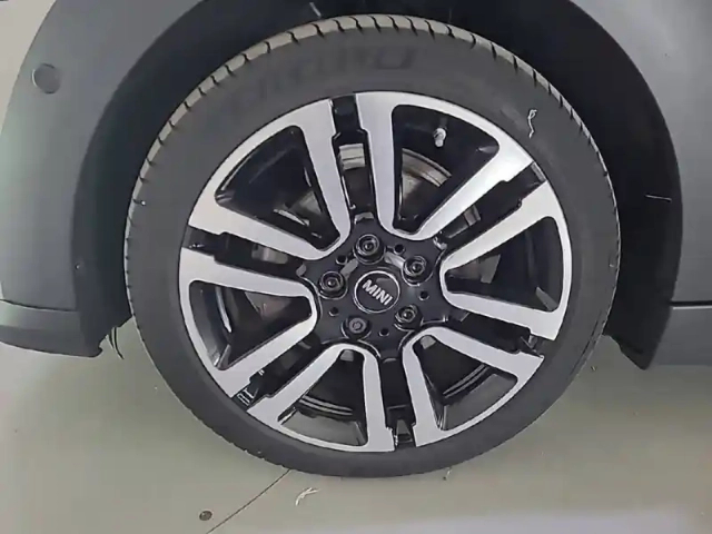 Mini Mini cabriolet cooper 136 ch dkg7 — photo 50