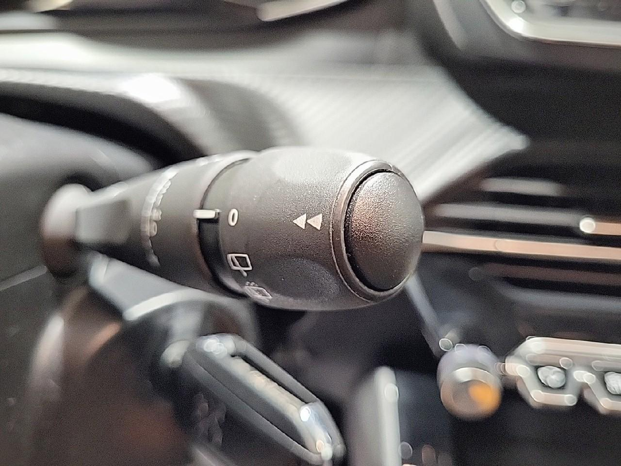 Peugeot 208 puretech 75 s&s bvm5 style — photo 21