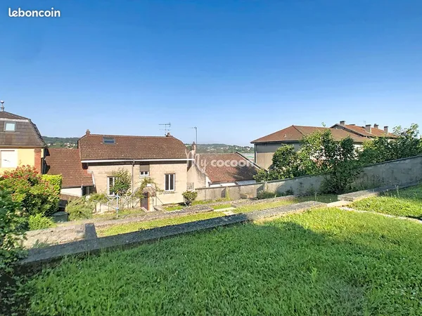 Maison de ville 8 pièces 164 m²