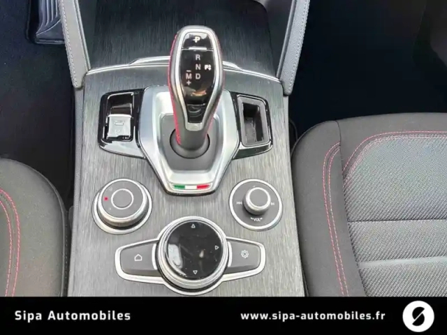 Alfa Romeo Stelvio 2.2 160 ch at8 — photo 18