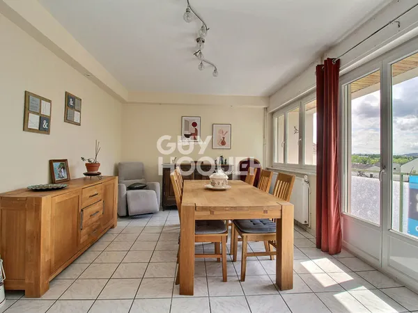 Appartement 5 pièces lumineux à vendre à Tomblaine - Rare sur le marché !