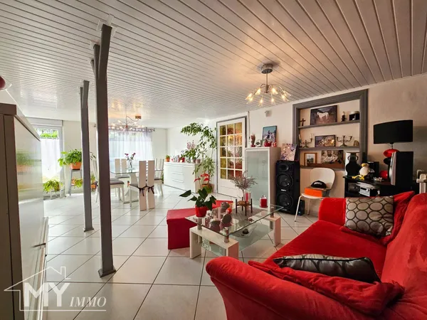 Maison à La Roquille – 127 m² sur 3 833 m² de terrain