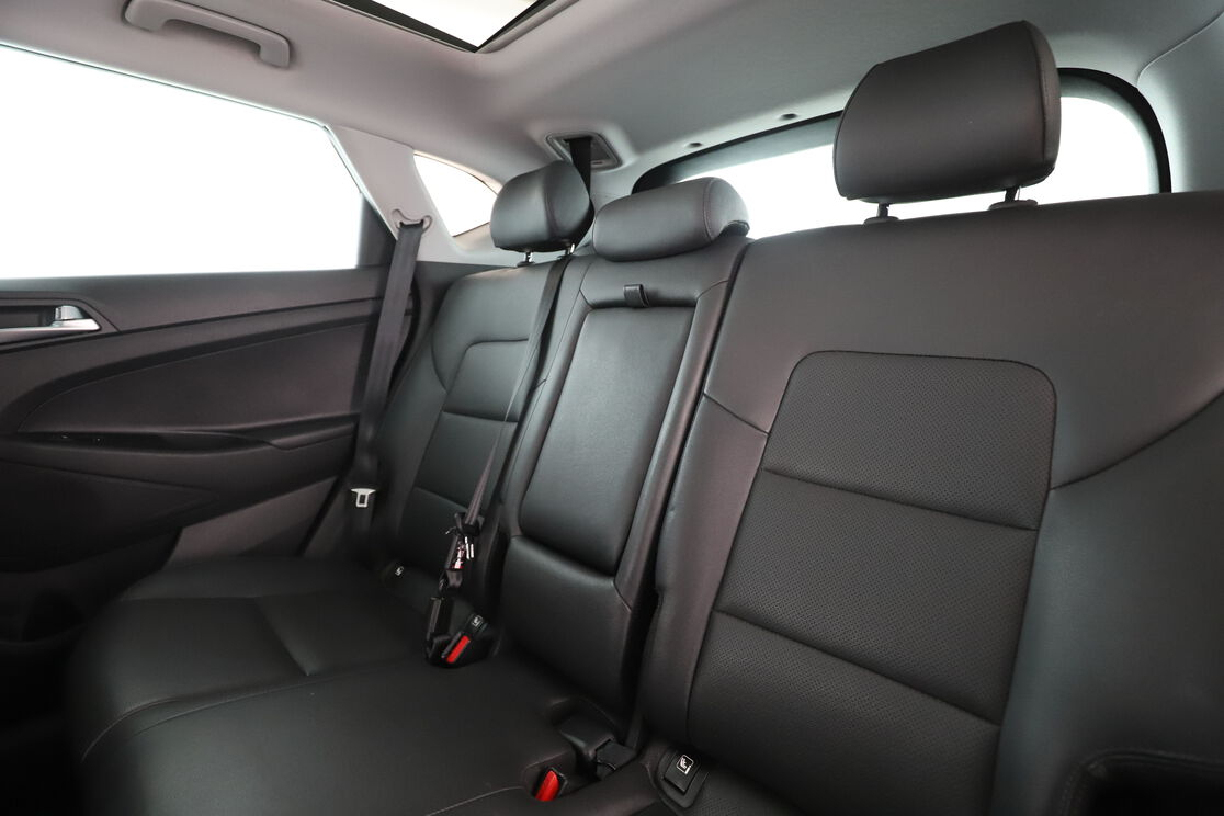 Hyundai Tucson 1.7 CRDi Executive DCT-7 — photo 13