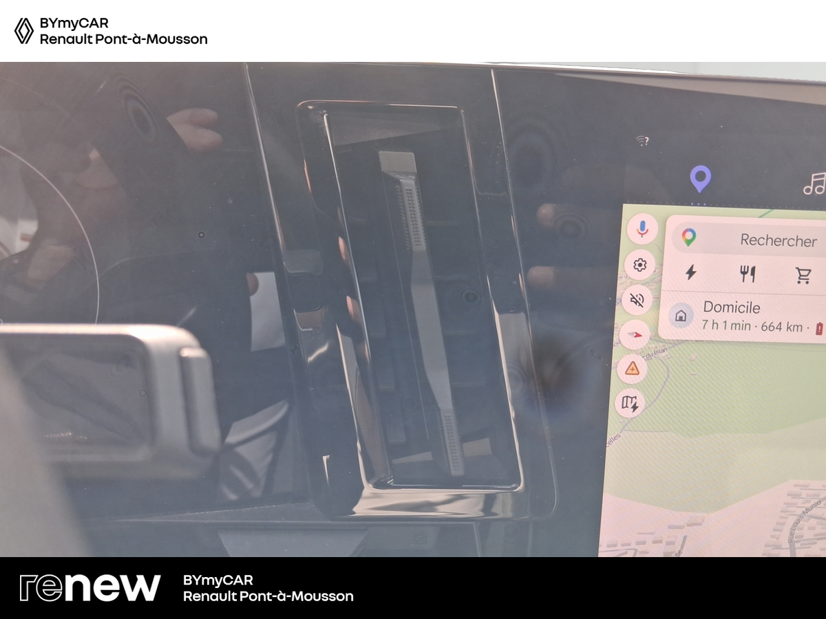 Renault Megane E-Tech EV60 220 ch optimum charge — photo 21
