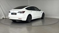 Tesla Model 3 Standard RWD Plus MY22 — photo 5