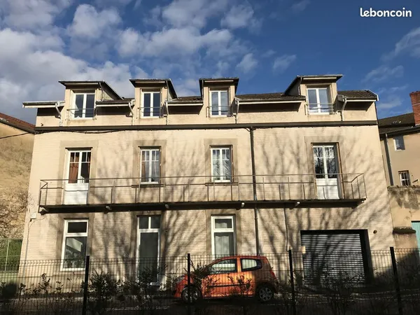 Loue maison de ville