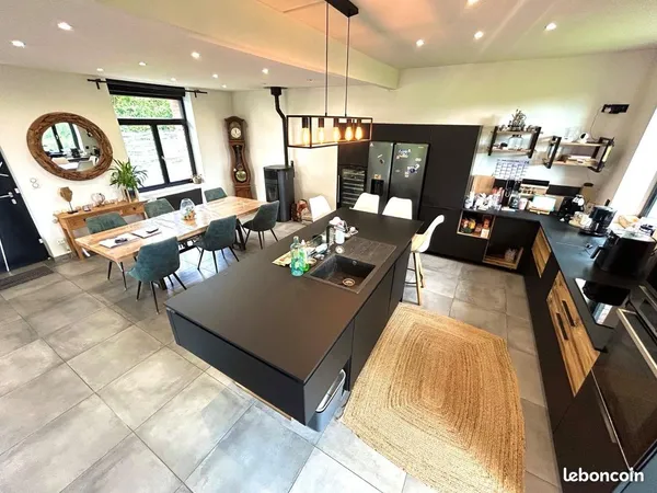 Maison 7 pièces 155 m²