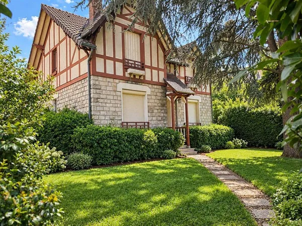 Maison 5 pièces 131 m²
