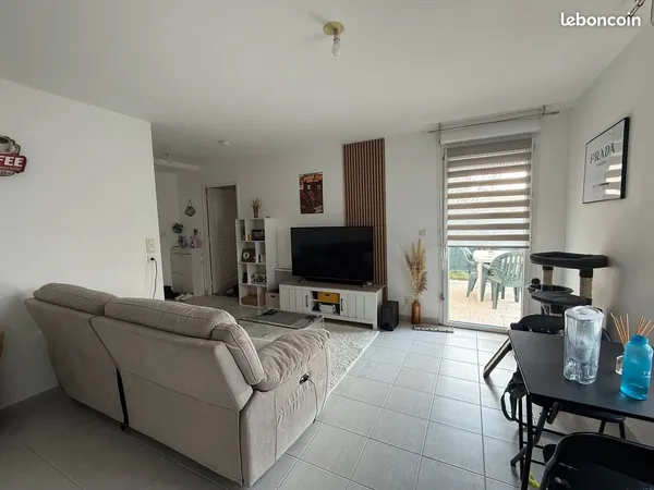 Appartement 2 pièces 39 m² rez de jardin et garage-Investisseur