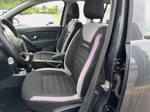 Dacia Sandero tce 90 — photo 9