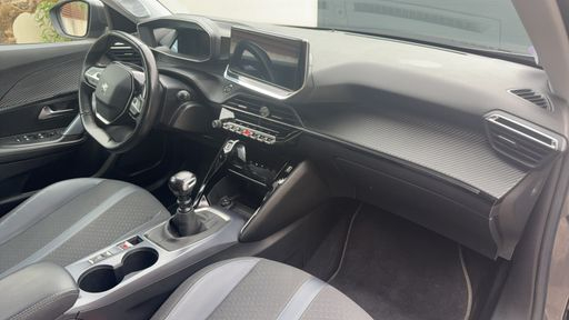 Peugeot 2008 1.2 PureTech 130 - Allure Pack – 2020 – 108671 km – Essence – Boîte Manuelle — photo 20